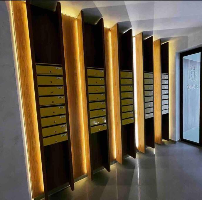 Minimalist Studio Apartment Brašov Exteriér fotografie